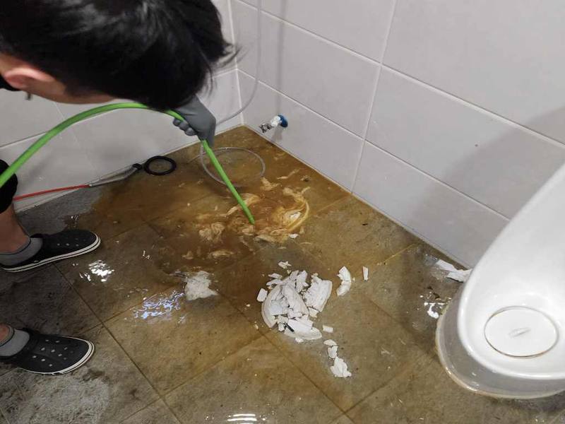 용산구 하수구역류 작업사례 7